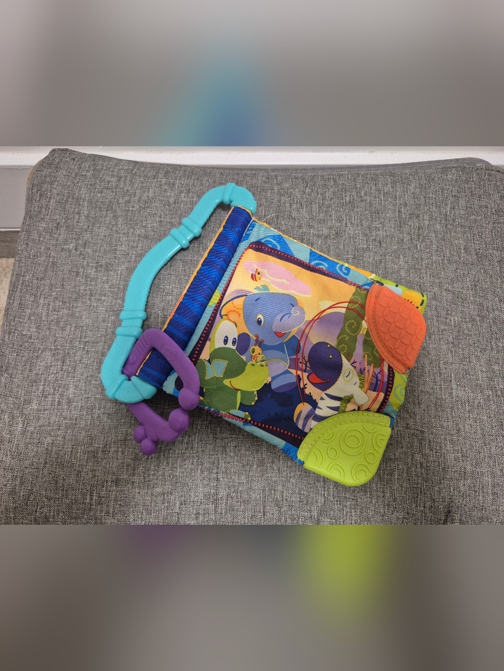 *5/$25 Baby Items* Bright Starts Teethe & Read toy Book
